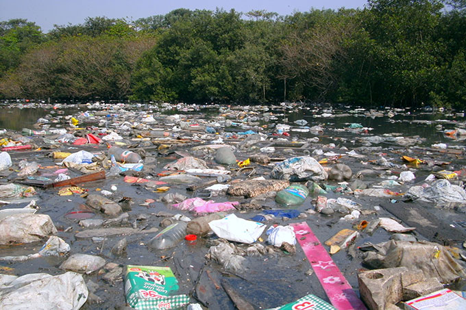 William Rodriguez Schepis_Brazil Plastic Pollution_Marine Photobank