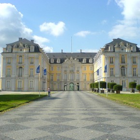 Der Hof von Schloss Augustusburg